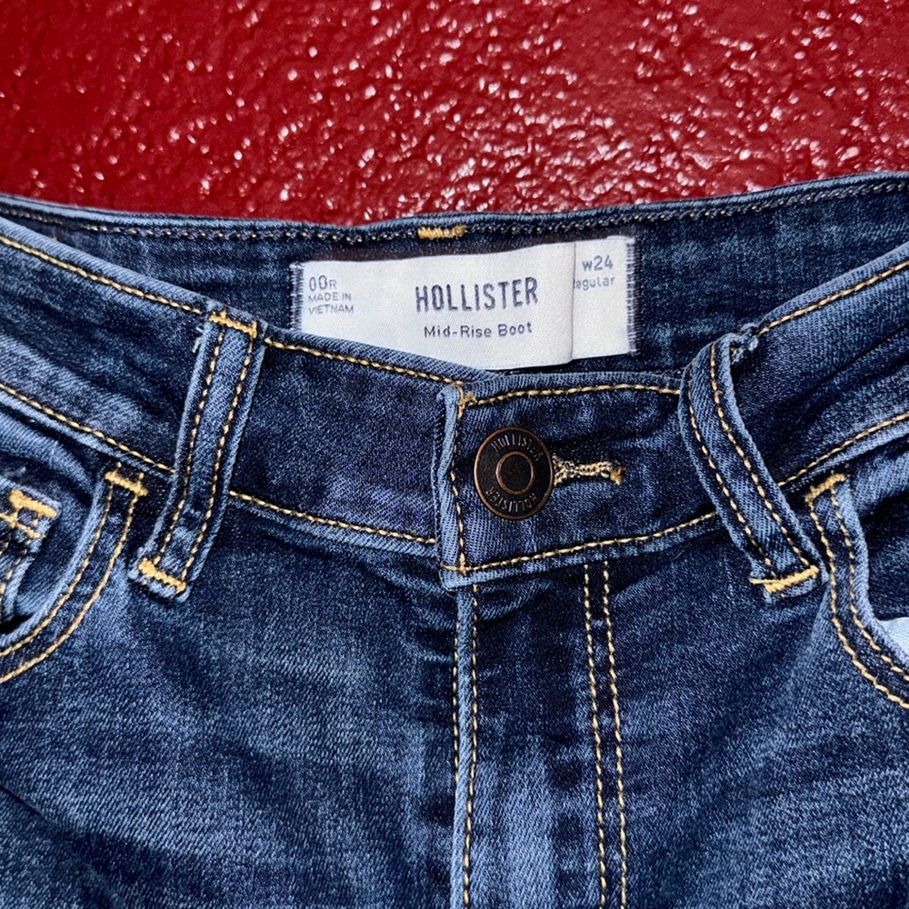 Hollister Boot Cut Jeans - Picture 2 of 3